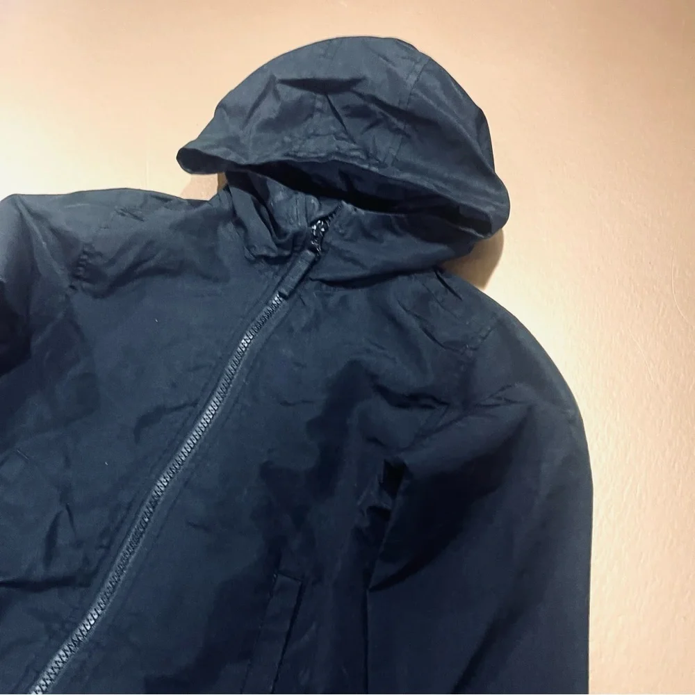 The Children’s Place Black Hoodie Jacket Size Small (5/6)